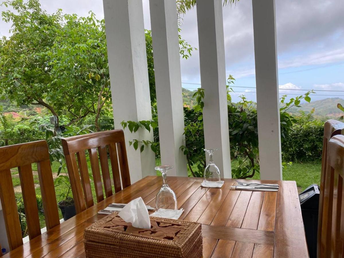 The Hill View Lombok Hotel Kuta  Екстериор снимка