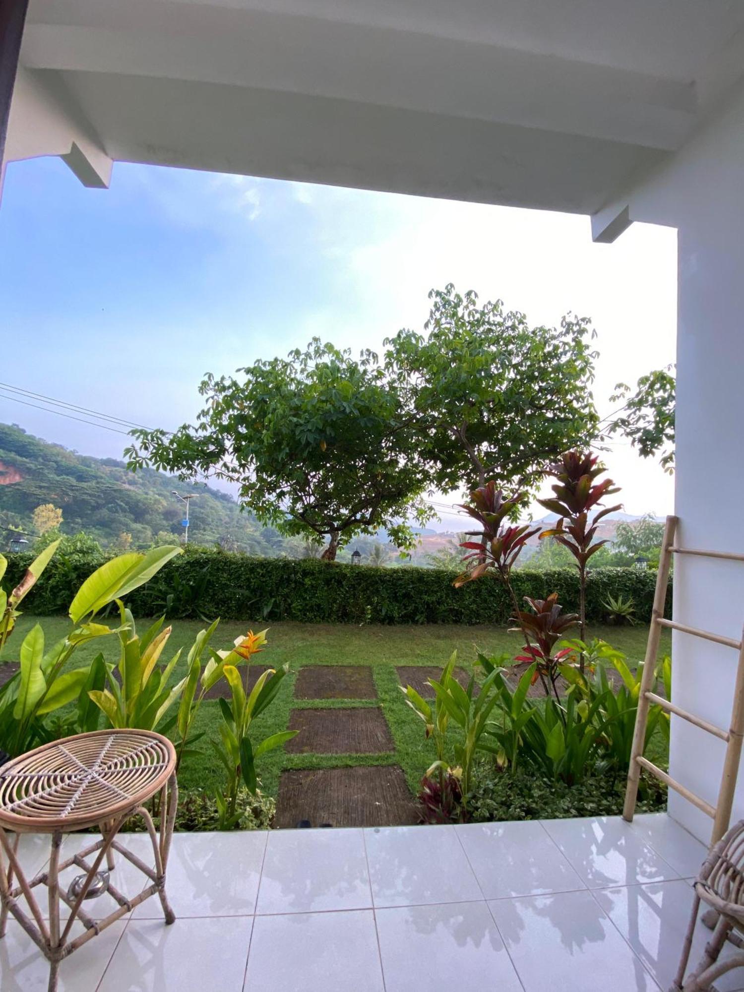 The Hill View Lombok Hotel Kuta  Екстериор снимка